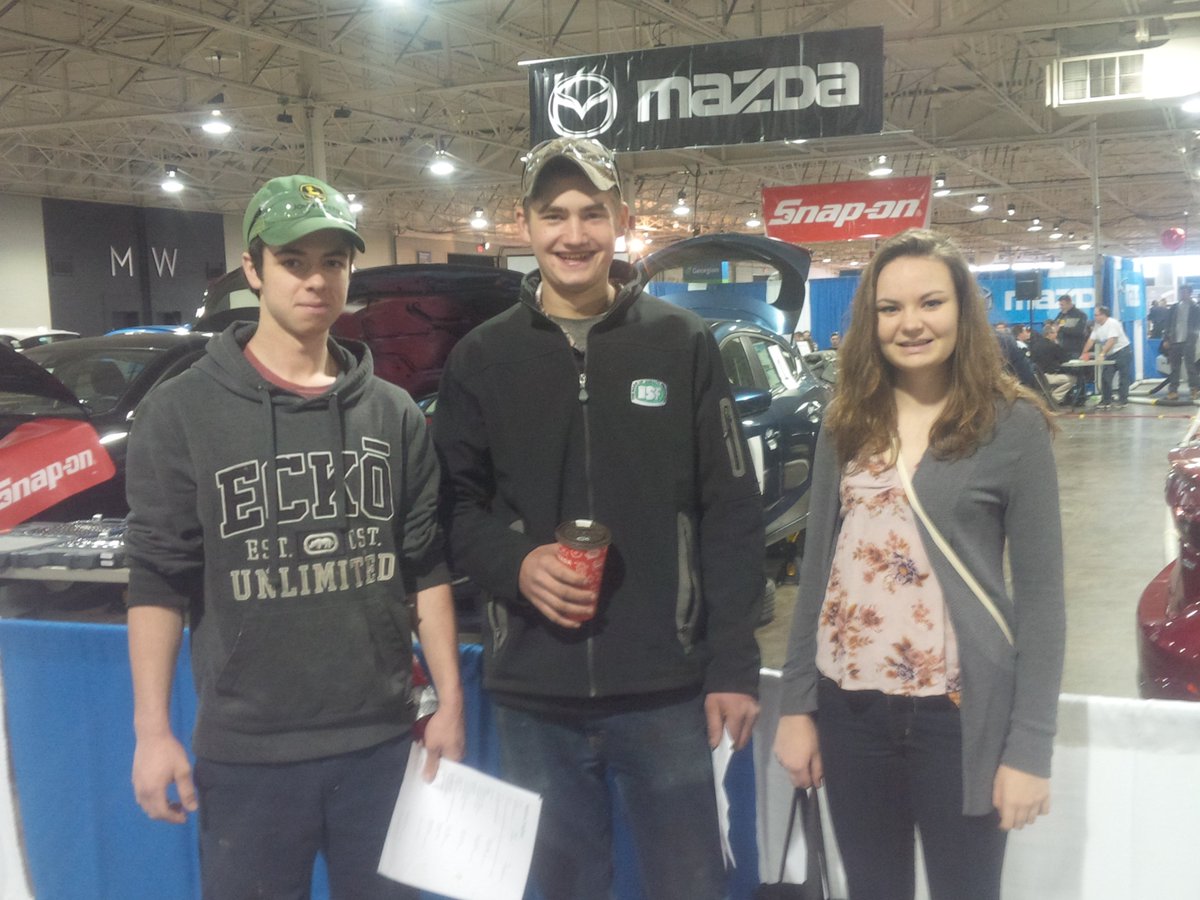 ALCDSB Tech Site (@techalcdsb) on Twitter photo Registering for Ontario Skills Competition. @ALCDSB <a href="/StTSecondary/">St. Theresa Catholic Secondary School</a> Registering for Ontario Skills Competition. @ALCDSB <a href="/StTSecondary/">St. Theresa Catholic Secondary School</a>