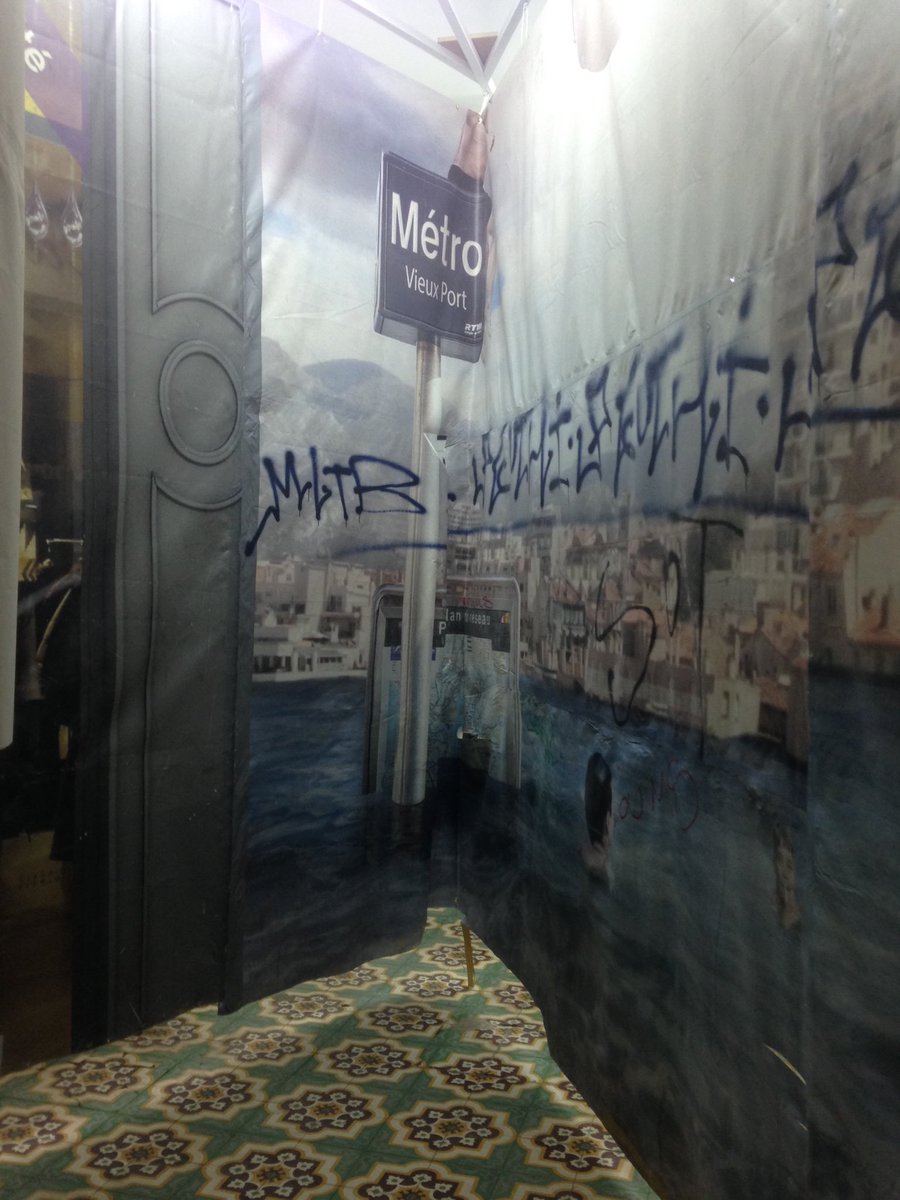 larsson_ya's tweet image. Timothée Calame #SwissInstitute  @FriezeNewYork wrapping metropolian dreams of a non built mall of Marseille around a void space #PrixManor