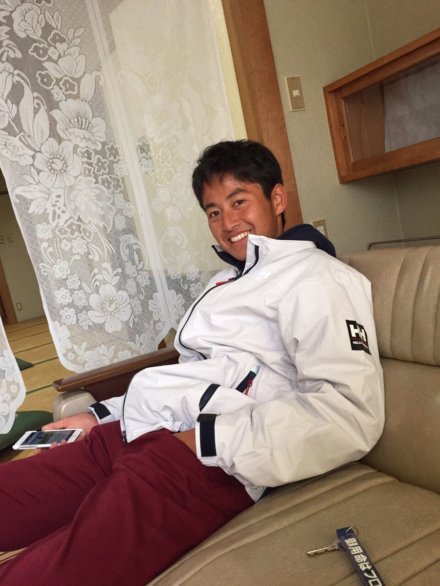 早稲田大学ウィンドサーフィン部新歓用アカウント 53 7 木村一暁 かずあきさん 建築関係トントントンッ 建築学部 の課題とウィンドを両立している爽やかイケメンかずあきさん Btw He S Taken 青系の色をとことん愛し 全身青の時も いつか髪色も青