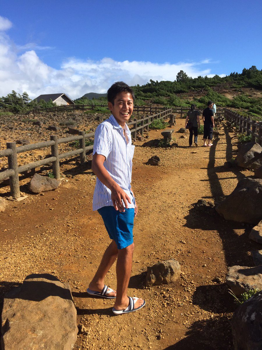 早稲田大学ウィンドサーフィン部新歓用アカウント 53 7 木村一暁 かずあきさん 建築関係トントントンッ 建築学部 の課題とウィンドを両立している爽やかイケメンかずあきさん Btw He S Taken 青系の色をとことん愛し 全身青の時も いつか髪色も青