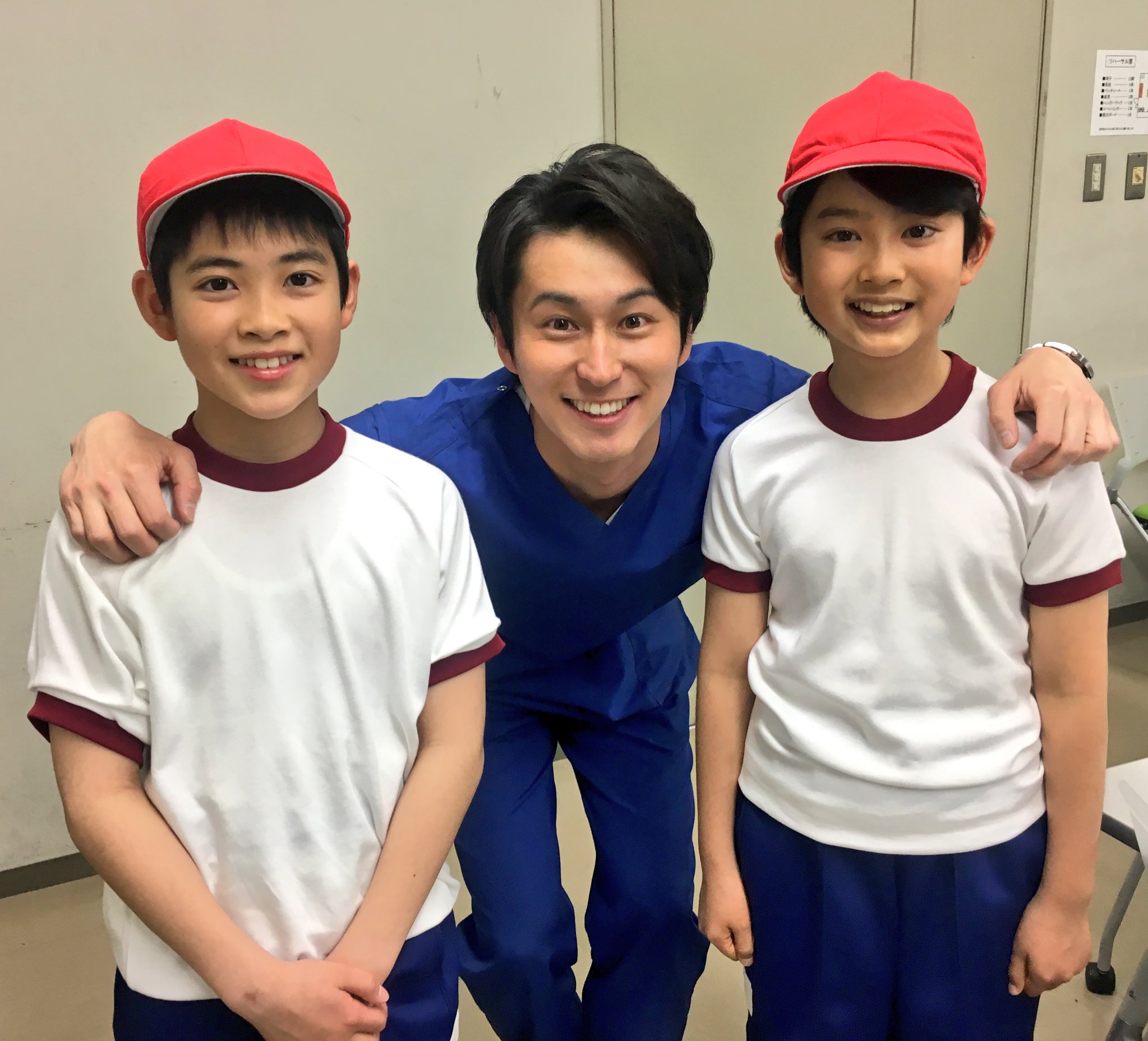 三上真史 8月に主演舞台 向日葵のかっちゃん やらせていただきます 銀座博品館劇場にて 作者西川司さんの実際のお話です 涙が溢れました こんなにも素晴らしい物語の舞台化に携われて大変光栄です 皆さま宜しくお願い致します かっちゃん二人