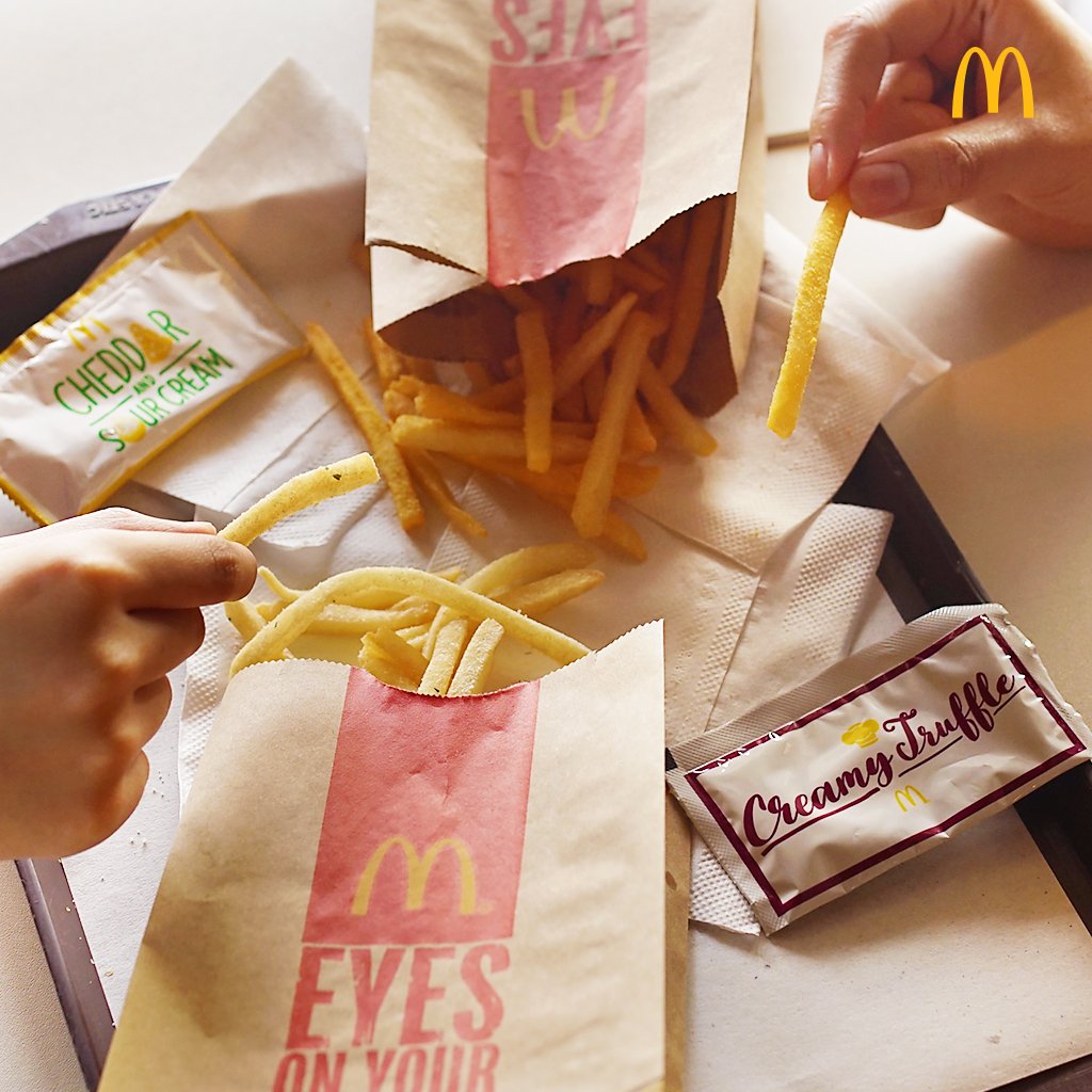 McDo Philippines on Twitter "Shake Shake Fries is back, tell a friend
