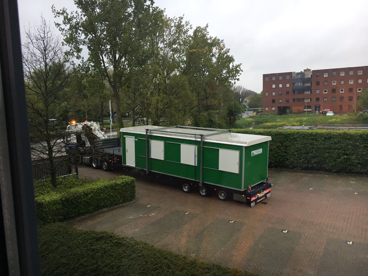 Mooi begin van de dag, op naar een nieuw werk aan de Koninginnegracht in Den Haag.