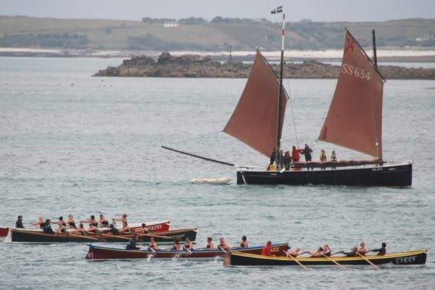 The best tussle I have ever been part of made front page. <a href="/TrescoBryherRC/">Tresco and Bryher RC</a> that race was awesome. Well done on winning group b. From Zennor x
