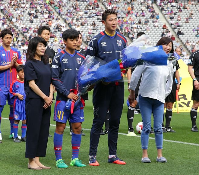 家族構成 久保建英の父親はミサワホーム部長 母親は東大卒 サッカー総合応援サイト