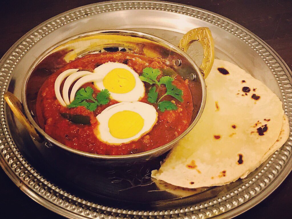 #spiceup #eggcurry #roti #indianflatbread #Food #Foodie #foodpic spiceup.eu