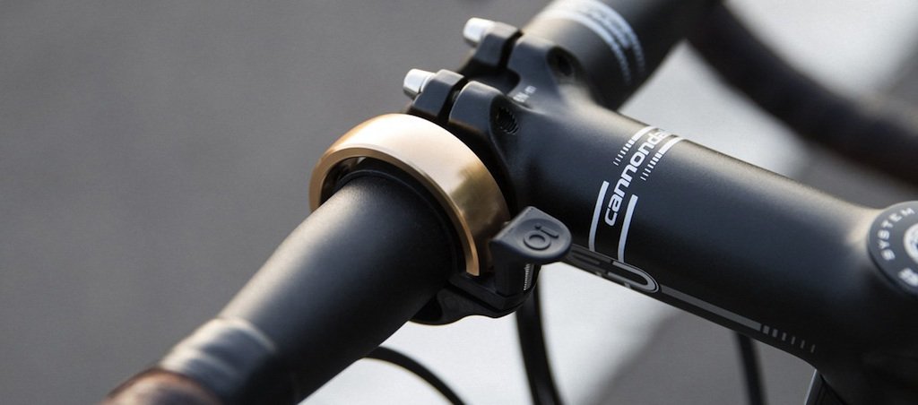 Mit diesem Ring von <a href="/Knog/">Knog</a> würde ich meinem Bike sicherlich einen Antrag machen!
inside-ebike.com/steckt-eurem-b…