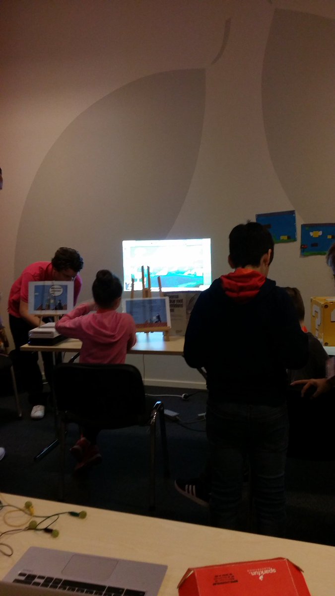 Gamifikation/programmering workshop med elever från Sofielund och Töjnaskolan.
Tillsammans skola och fritids
#solsett 17, #solskol