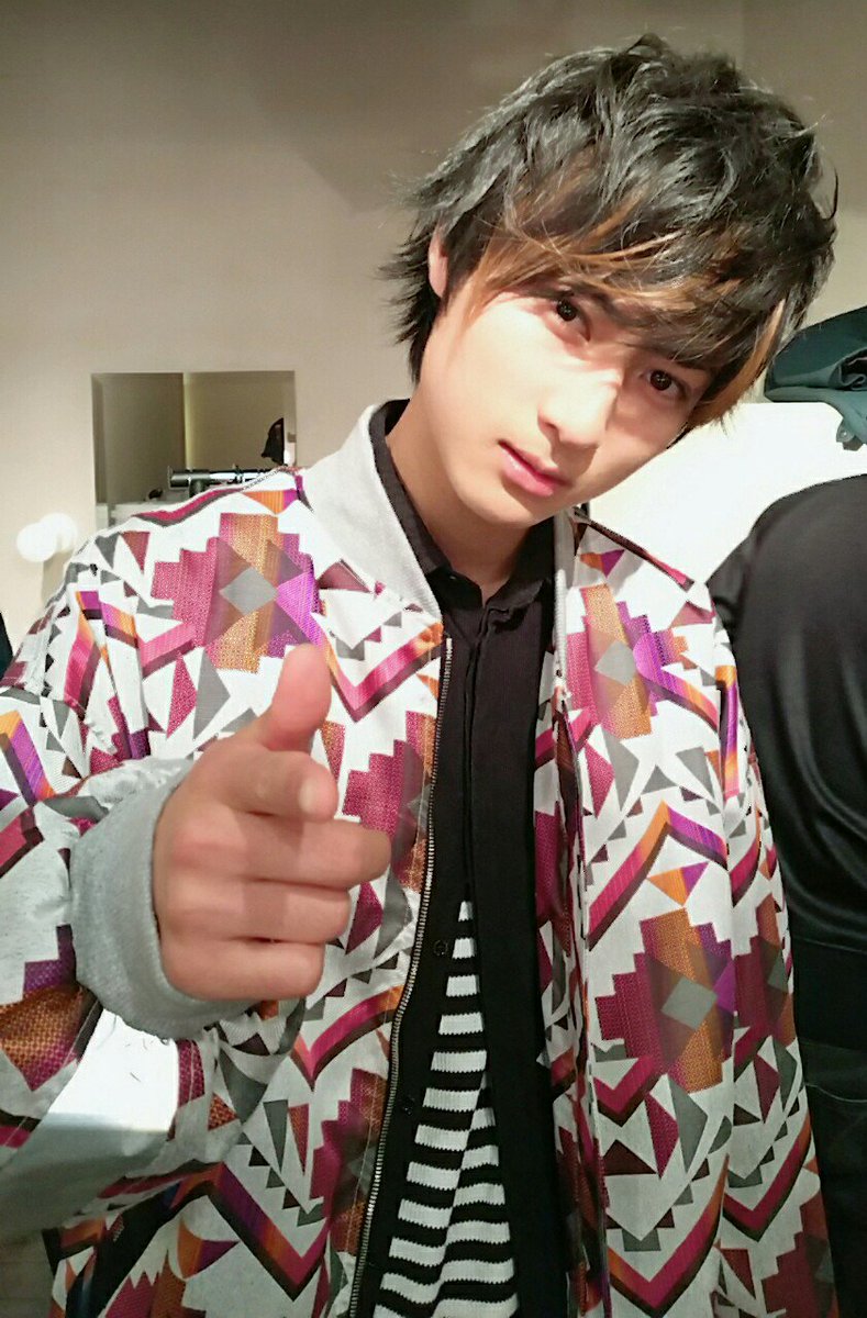 Ebidan 39 Kids Twitterren っ バーン Ebidan Superdragon 飯島颯 少女漫画に出てきそうなイケメンバンドマンがキザな台詞を吐きながら狙い撃ってきそうなバーンをナチュラルに放ってきたスパドラのハヤテ Ebidan 39 Kids Twitterren っ バーン Ebidan Superdragon 飯島颯 少女漫画に出てきそうなイケメンバンドマンがキザな台詞を吐きながら狙い撃ってきそうなバーンをナチュラルに放ってきたスパドラのハヤテ