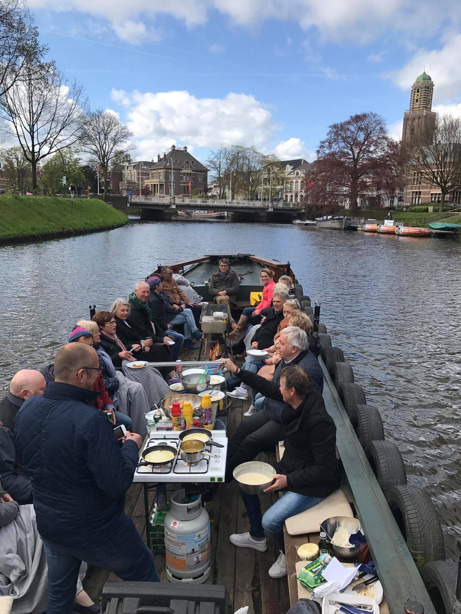 feesttips's tweet image. Ben je op zoek naar een leuk uitstapje voor je #vrijgezellenfeest Kijk dan nu bij Rondvaart Zwolle bit.ly/Rnrsrl  #RondvaartZwolle