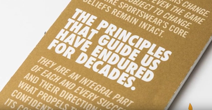 PIConnects's tweet image. .@sabinelenz shows us a handbook from @ENGINcreative &amp;amp; @metprinters made for @Nike for this week's #PaperInspiration ow.ly/8cGg30bouQ3
