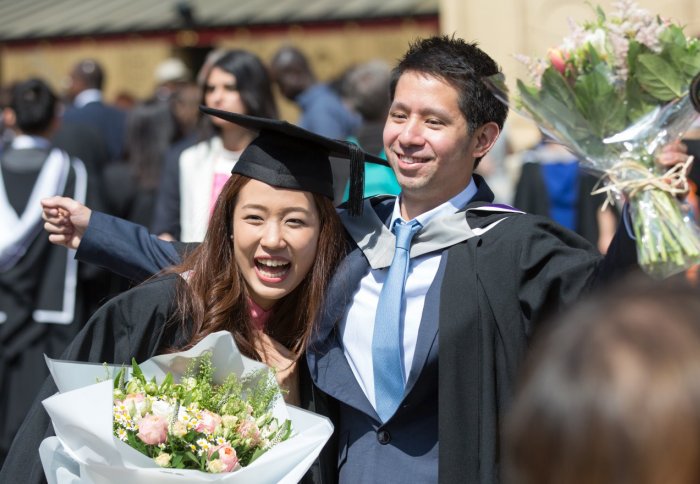 Imperial Physics tweet media