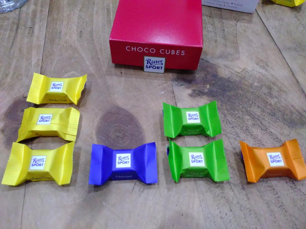 southmapr's tweet image. On a similar theme (*2) I was preparing a UK election #dataphys at the weekend - ironic EU origin