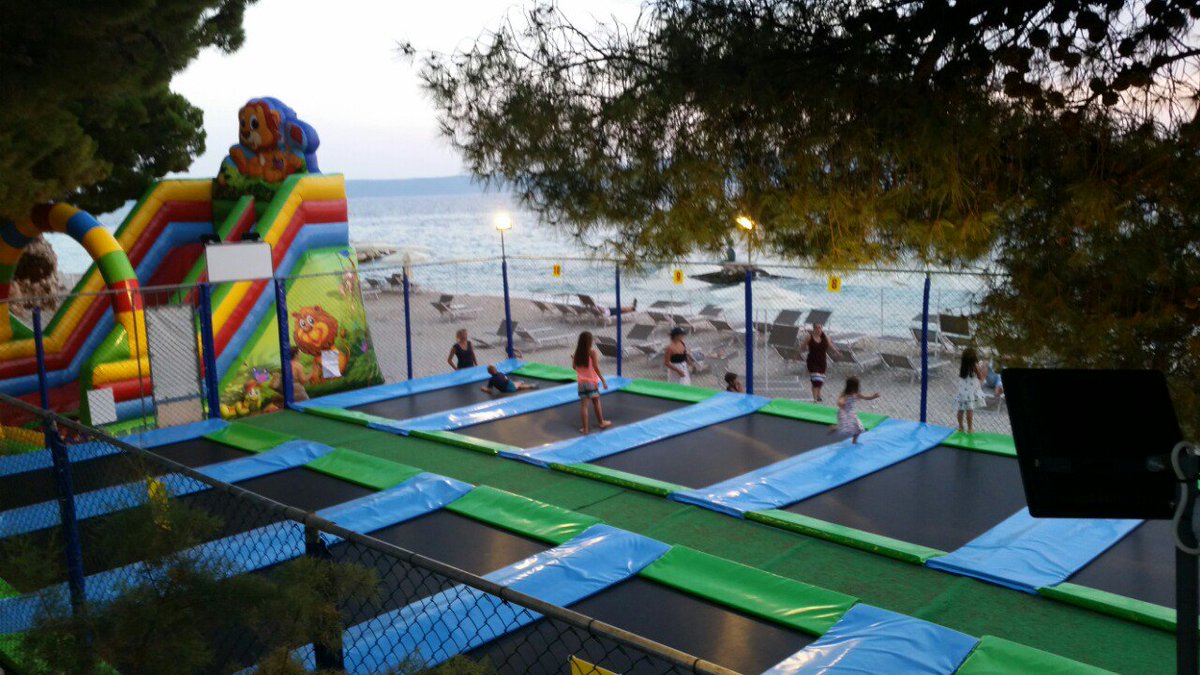 MedoraHotels's tweet image. Let your #children enjoy at #Medora Auri #Family #Beach Resort.😎
medorahotels.com/en/auri-childr…
#Croatia #familyholidays #SummerVacations