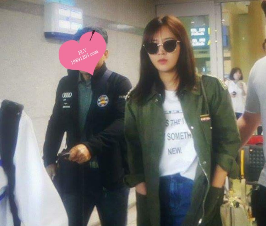 [PIC][03-05-2017]SeoHyun và Yuri trở về Hàn Quốc vào hôm nay C-5Hl0gXYAAdUcy