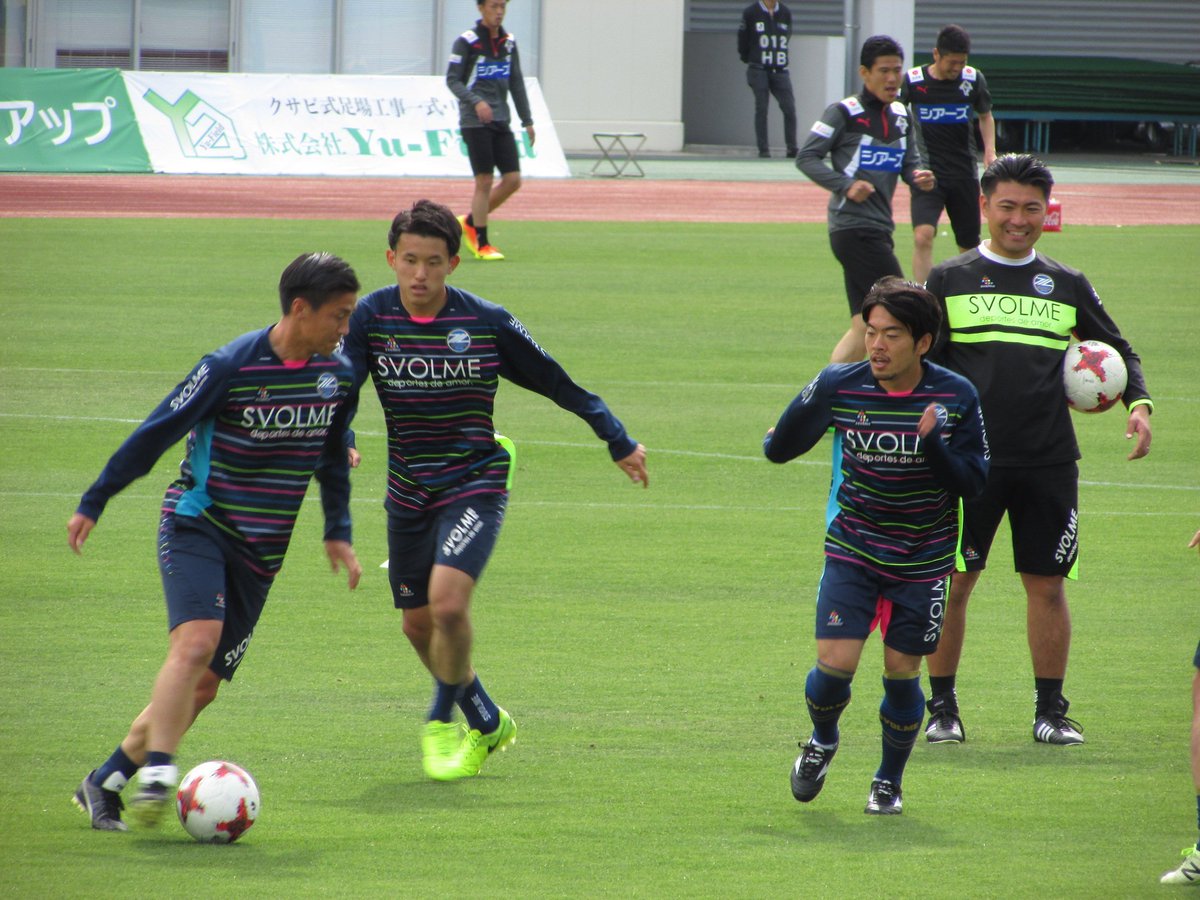 サッカーユニフォームの古着屋のメタル店長 戸高弘貴が帰ってきたああああああああああ 次は試合で見たいぞ Zelvia