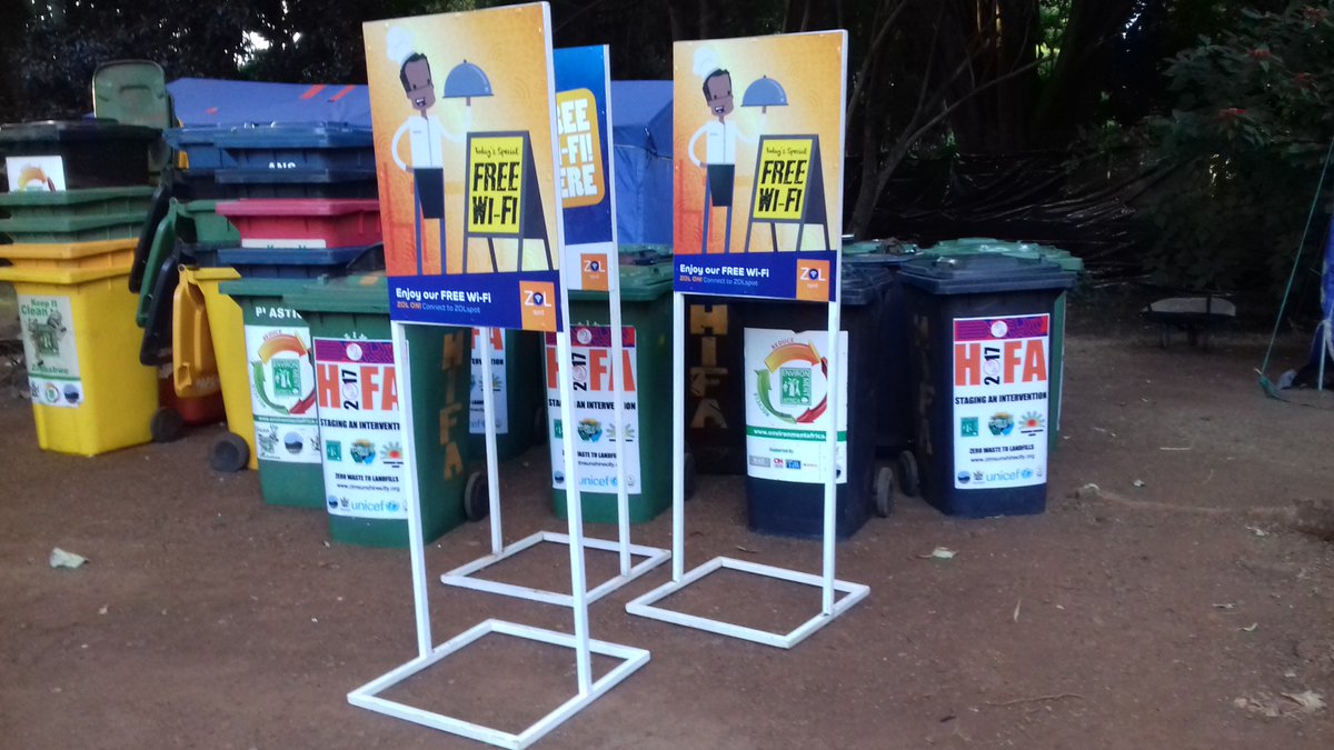 Branded bins ready for placement,day before HIFA 2017. Zero litter to landfill <a href="/UNICEFZIMBABWE/">UNICEF ZIMBABWE</a>  <a href="/SwedeninZW/">Sweden in Zimbabwe 🇸🇪</a> <a href="/P_VanDamme_EU/">Philippe Van Damme 🇪🇺🇺🇦</a> #2wise2wasteHifa