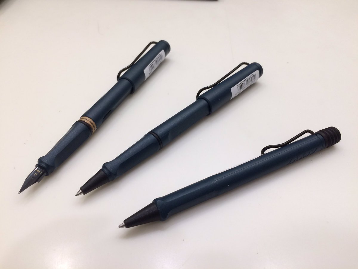 銀座 伊東屋 Auf Twitter ラミーの筆記具サファリの17年限定色ペトロールの万年筆 ローラーボール ボールペンが登場 K Itoya1階に見に来て下さい ラミーサファリ 銀座 伊東屋 Auf Twitter ラミーの筆記具サファリの17年限定色ペトロールの万年筆 ローラーボール ボールペンが登場 K Itoya1階に見に来て下さい ラミーサファリ