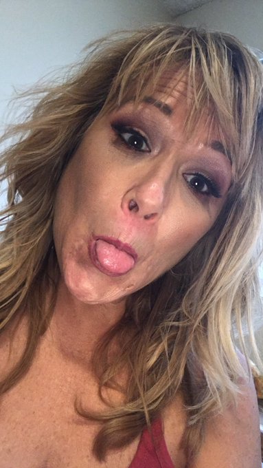 Good morning. Did u see my special tweet last night https://t.co/uNqbE4e0N9