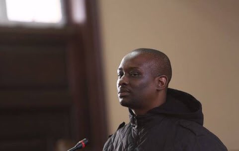 Veli_D's tweet photo. The casting agency must b fired for casting Ramosebudi for #Coup_plotter role in #DlaminiZuma VIP Protection movie 🎥 Fire script writer too🤔 https://t.co/Adk8GPl8Ig