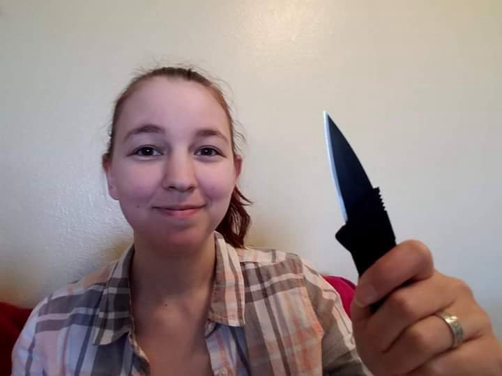 hfreise85's tweet photo. Smiling, but not happy. Review: https://t.co/P1W0VNZ9dQ . Get one here: https://t.co/IcPEmB6iF6 . #instablade #survivallife #appleseek https://t.co/TEZ4QARYcc