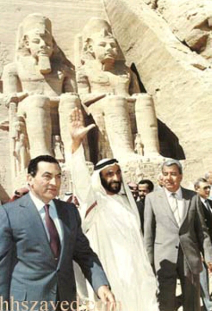 doaaash18's tweet photo. علاقات البلدين
ليست دبلوماسية وليست اقتصاديه
بل علاقات
ممتدة .. أخوية توافقية أزلية
#تحيا_مصر 🇪🇬
#تحيا_الامارات 🇦🇪
#مصر_والإمارات_مسيرة_عطاء https://t.co/7B2W2FkNg2