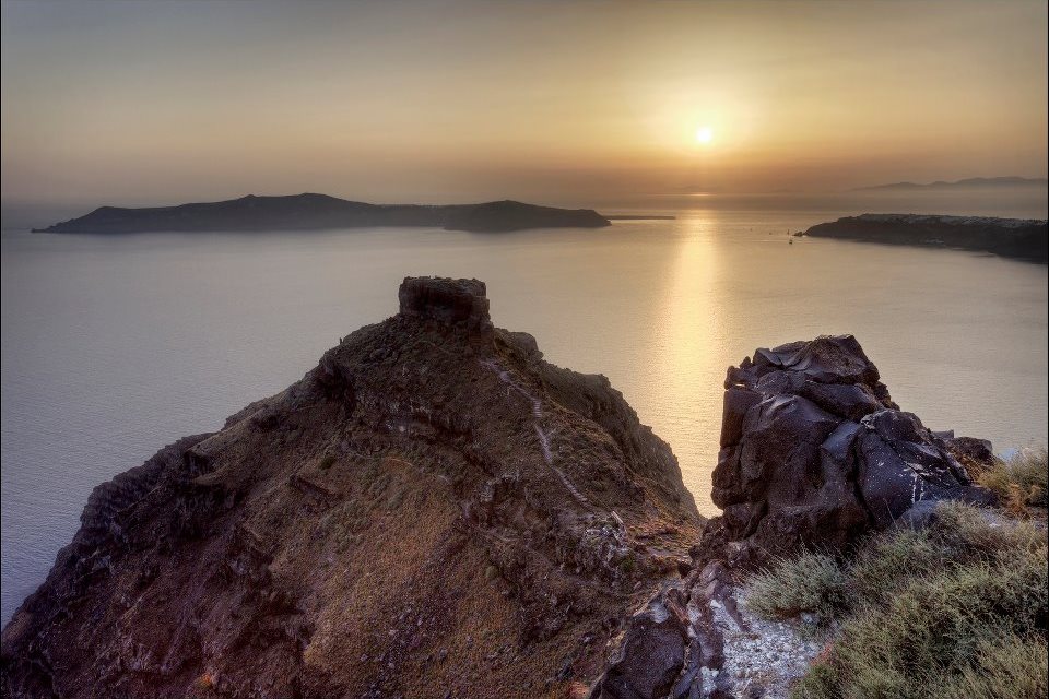 SantoriniExpert's tweet image. We welcome you to beautiful Santorini!  #SantoriniHoliday  #GreekMagic #SkarosRock #WorldsBestSunsets
santoriniexperts.com