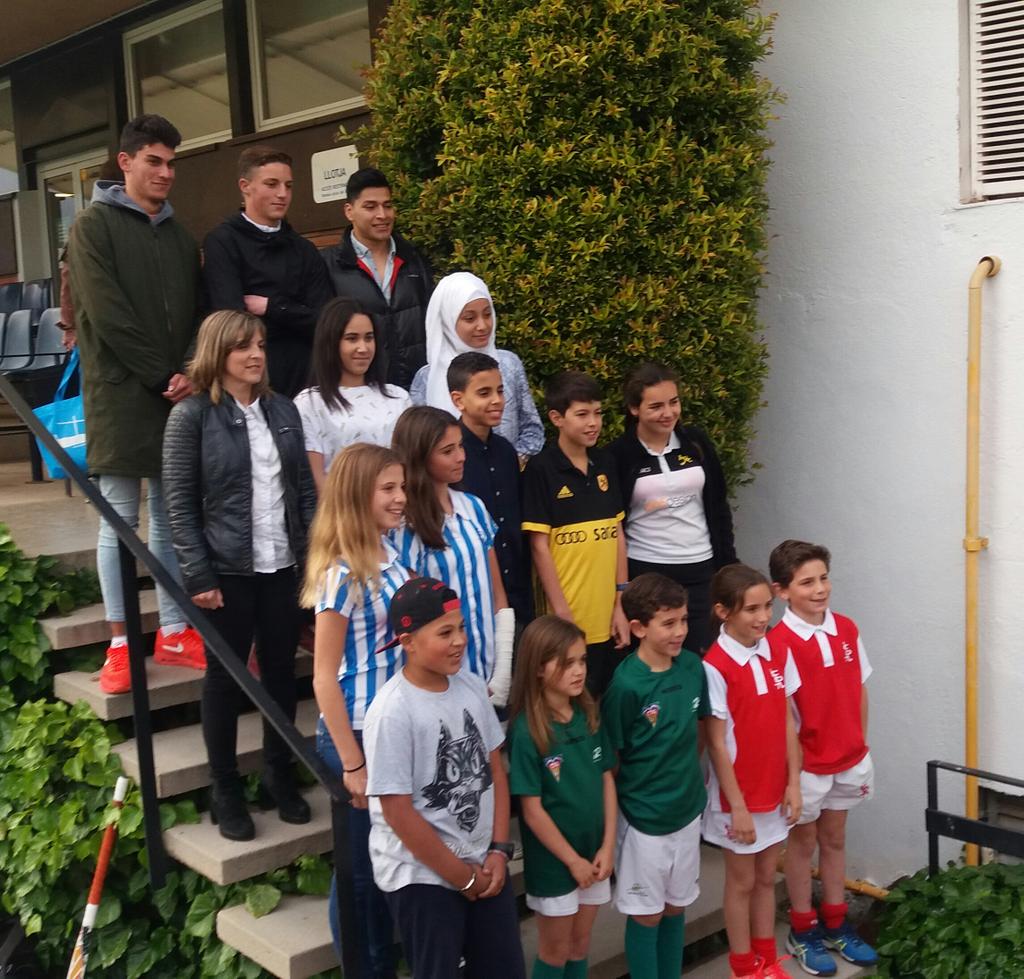 QKs.cat ClubCiclista (@qkscat) on Twitter photo Presentació del #9THS amb entitats i jugadors de <a href="/AtleticTerrassa/">Atlètic Terrassa Hockey Club</a> <a href="/clubegara/">Club Egara</a> <a href="/cdterrassa1910/">CD Terrassa Hockey</a> <a href="/linia22/">Línia 22 H.C. Stern motor</a> <a href="/THSolidari/">THS</a> Presentació del #9THS amb entitats i jugadors de <a href="/AtleticTerrassa/">Atlètic Terrassa Hockey Club</a> <a href="/clubegara/">Club Egara</a> <a href="/cdterrassa1910/">CD Terrassa Hockey</a> <a href="/linia22/">Línia 22 H.C. Stern motor</a> <a href="/THSolidari/">THS</a>