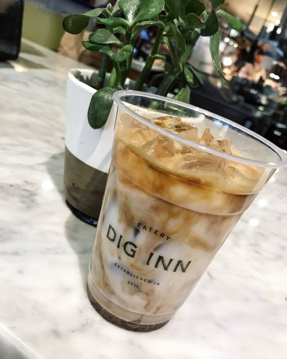 mlyutrue's tweet photo. Coffee can look marble too😋 #marbleeverything #ontrend @diginn #Coffee #butfirstcoffee https://t.co/YriLO0yQNb
