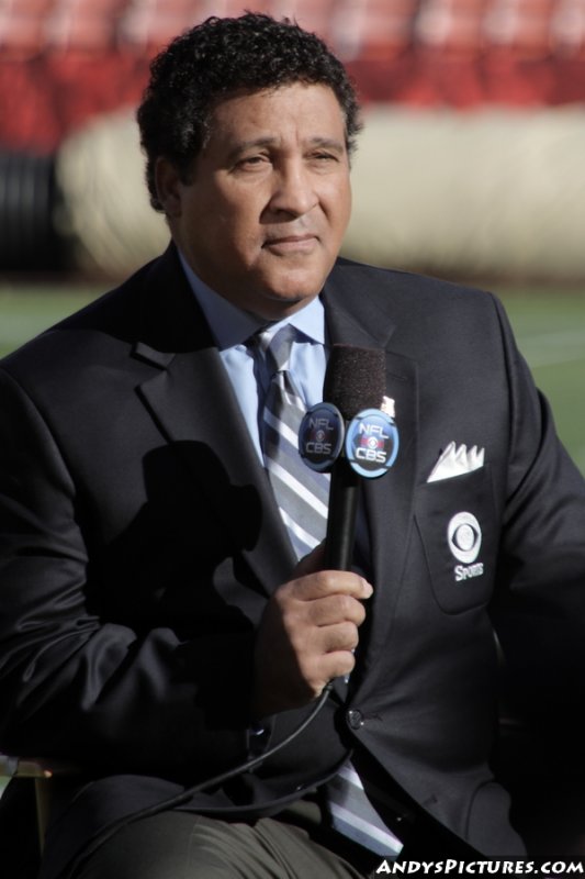 Happy Birthday to Greg Gumbel, who turns 71 today! 