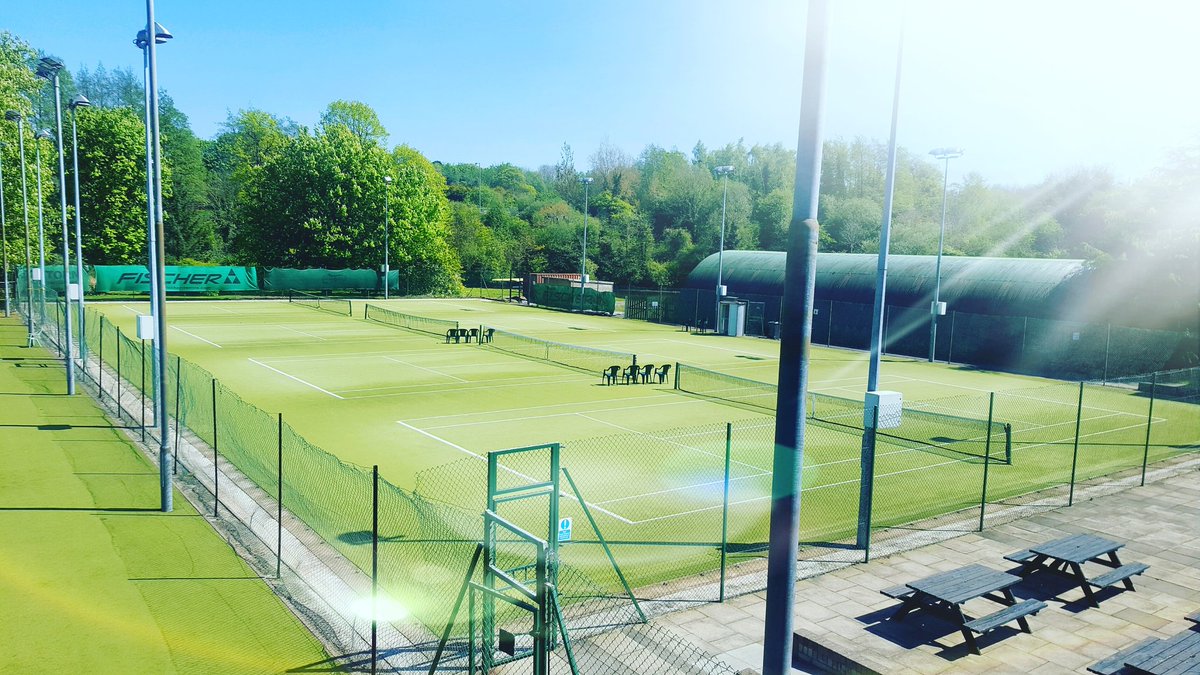 The big dome is down! Thank you to everyone that helped, let's hope the sun sticks around for a while now 🌞🌞🌞