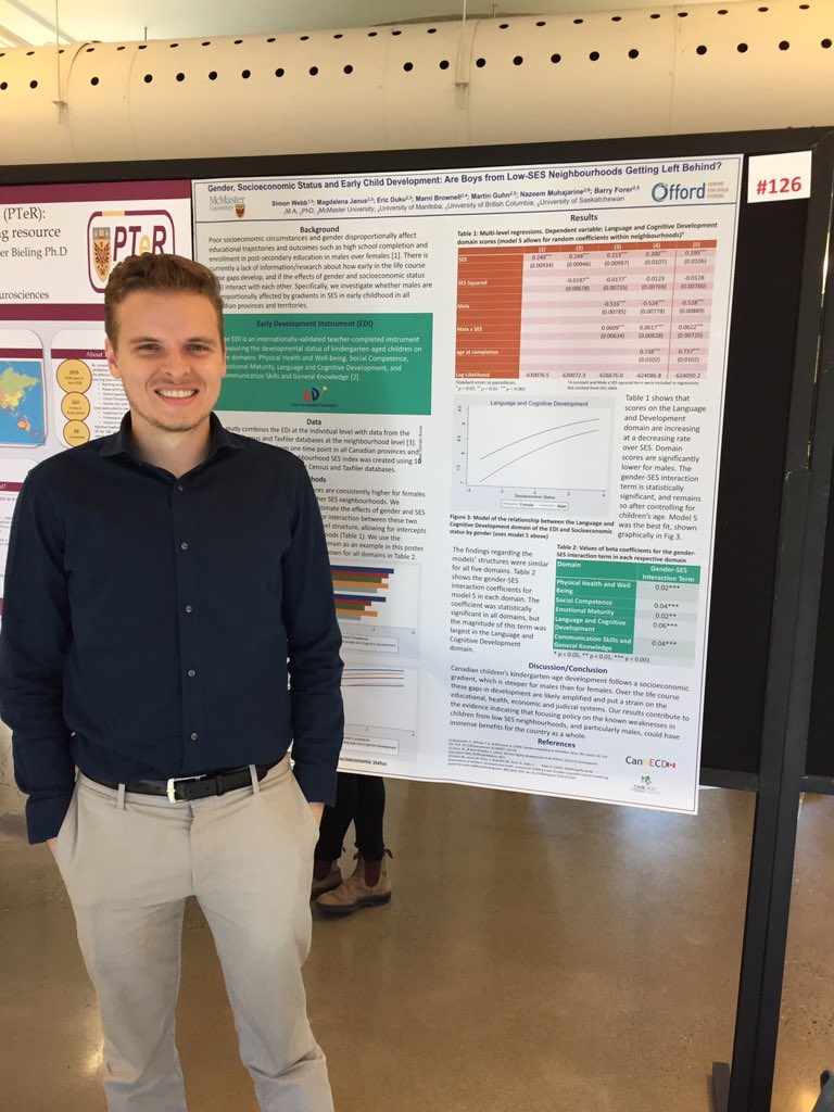 EDI_OCCS's tweet image. Simon Webb is in presentation mode after coming back from #srcd17 a few weeks ago. He just can&apos;t get enough! Here he is w MORE research