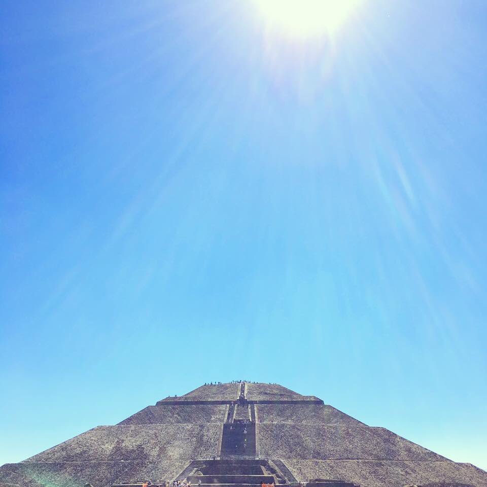 EdomexTurismo's tweet photo. #FelizMiercoles desde la imponente y maravillosa zona arqueológica de #Teotihuacán https://t.co/021wTK98Yv