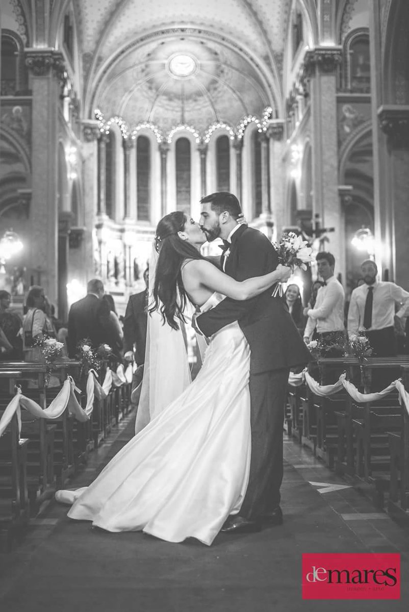 Compartimos un resumen del divino #casamiento de Juli y Martin <3  
Gracias por elegirnos para celebrar un momento tan lindo!
#LolEventos