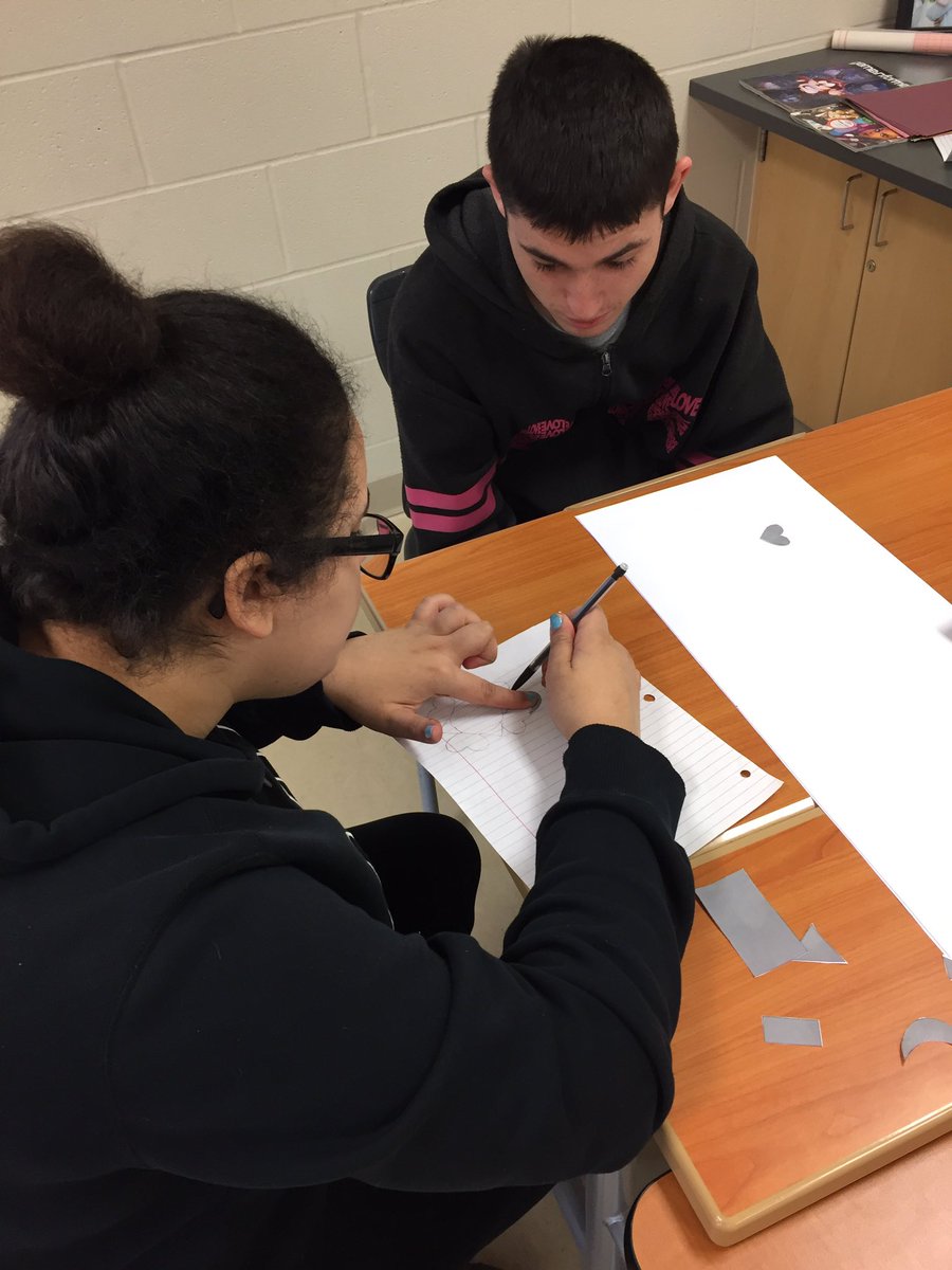rushdawg_HHS's tweet photo. More Rangoli Art! @nate_huffman4 #hlsdscots https://t.co/JCsSgXEYoz