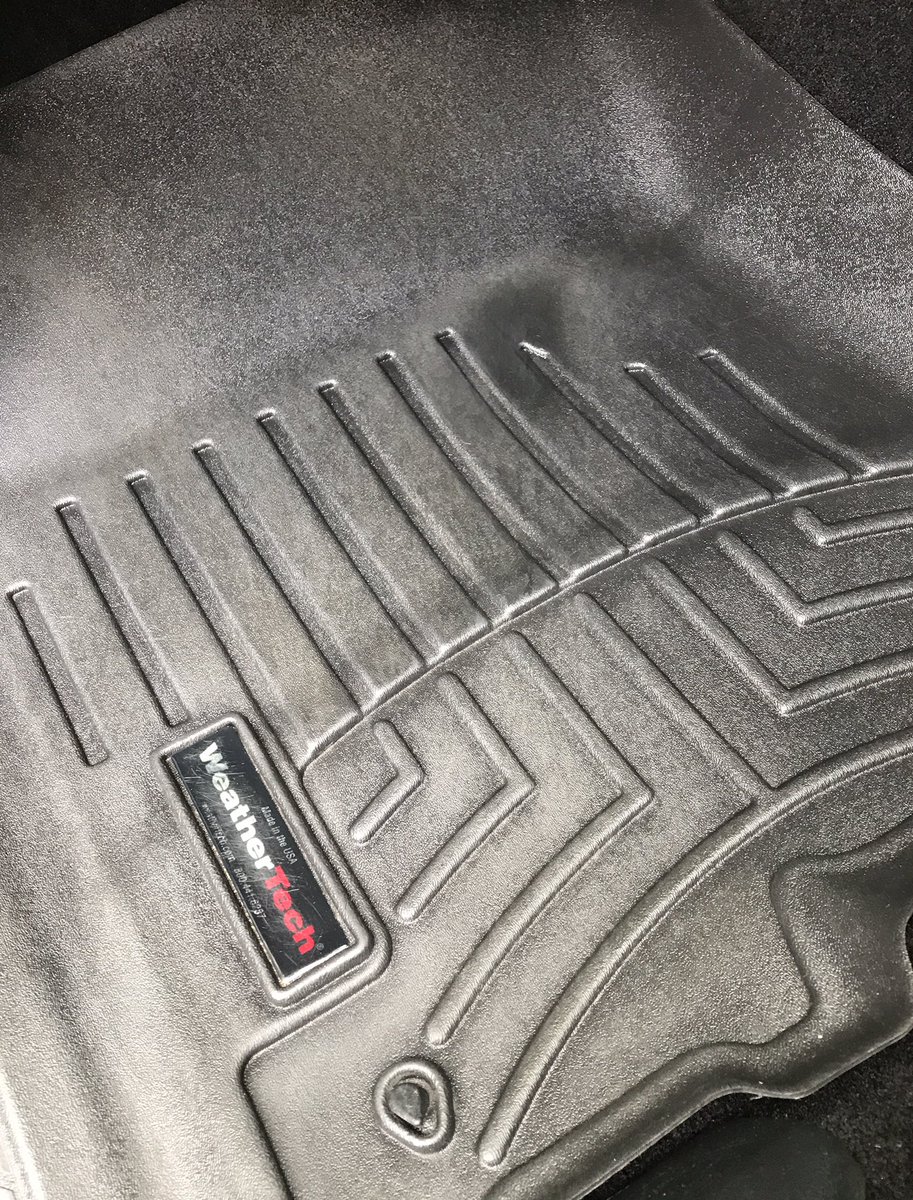 DetailingD's tweet image. best floor mats available. Monthly customers Ram 1500 in Concord today #detailing #mobile #weather-tech #ram1500 #Concord #Maintenance