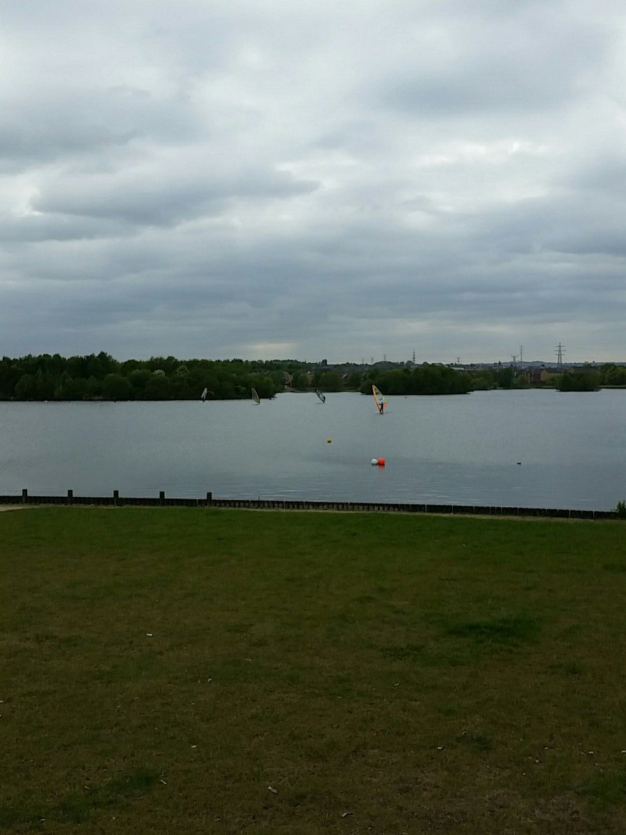 Sheffield University Windsurfers enjoying the lake today