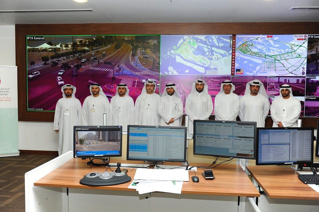 وفد من وزارة #المواصلات يبحث مع مسؤولين إماراتيين سبل التعاون في مجال النقل
#الوطن #قطر #الإمارات
bit.ly/2p8AFFs