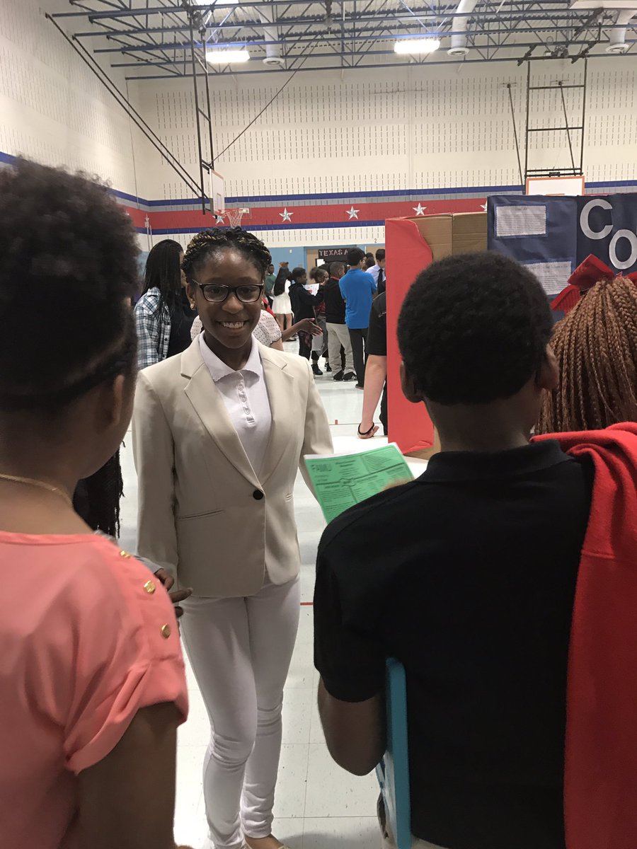 iSpy: CAMS CollegeCareerFair @Jackie_Fagan @Mrs_SRussell @CHISDCP