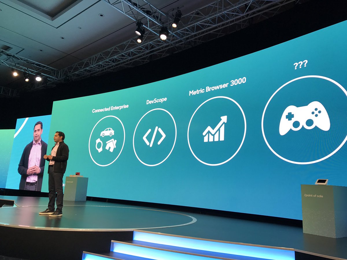 JenniferHli's tweet photo. @pDendi on the stage! Ready for the demos? #appdynamics #appdlabs #AppDSummit https://t.co/arcx1hL2m1