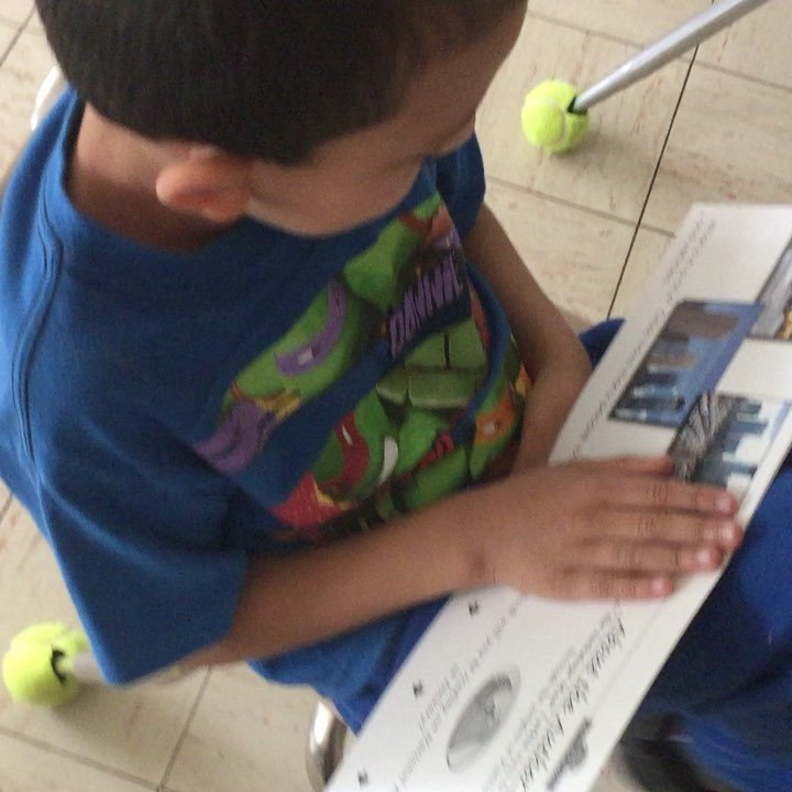 WCSDEmpowers's tweet image. Practicing reading #fluency while #comparingandcontrasting cities and rural communities. 📚📖📚 ift.tt/2oY51yk