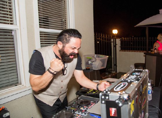 BritBeatEnt's tweet image. Hector tearing up the turntables!