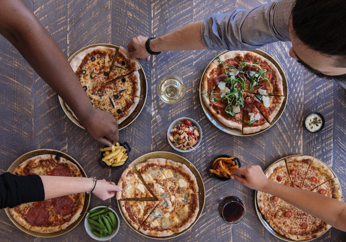 MediaCityUK's tweet photo. Have you tried @marcosmediacity's new £5 takeaway pizza yet? We're giving away FREE pizzas in May. RT to win, first winner announced Friday. https://t.co/GKWfYKMxiq