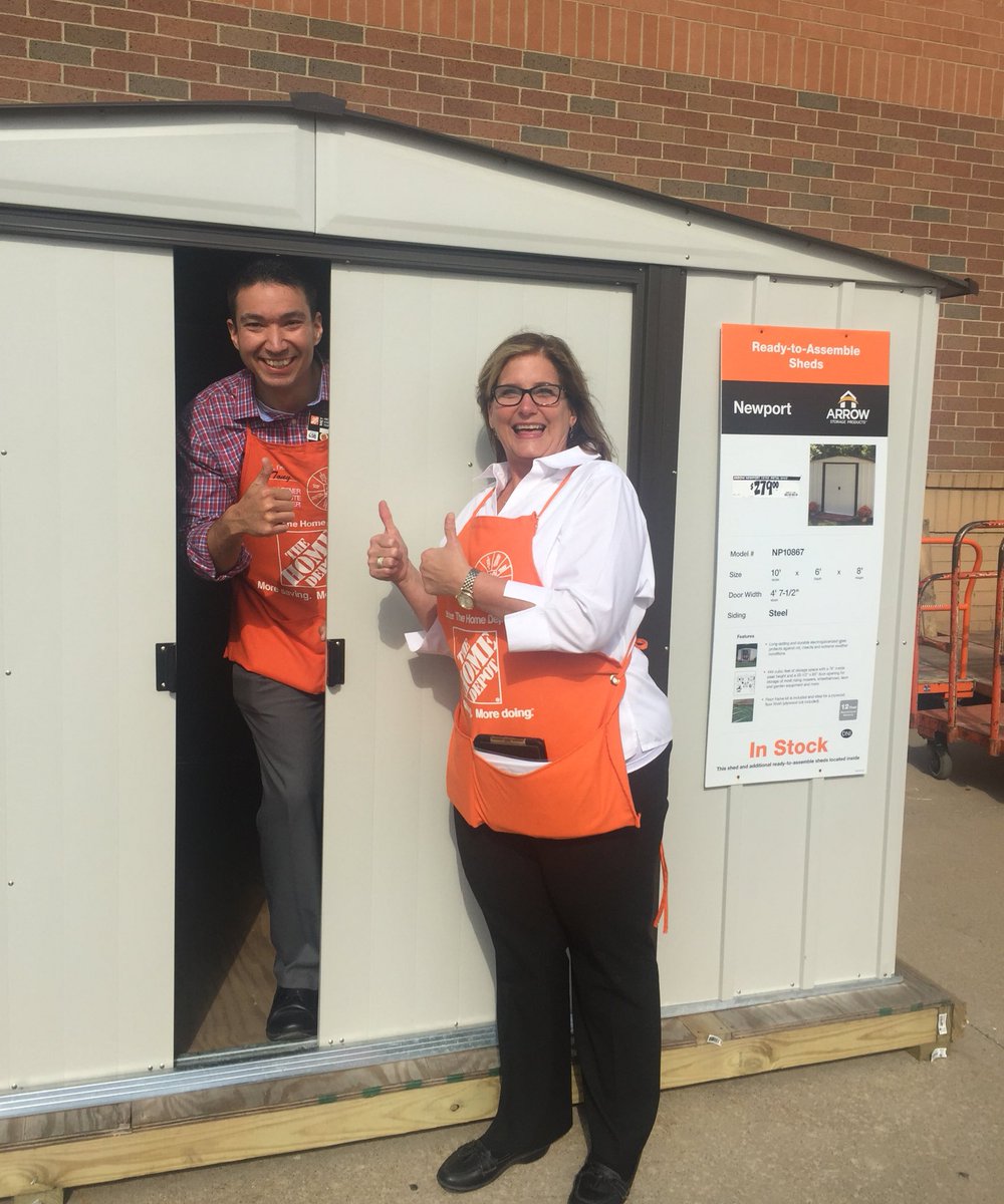 Great MET partner/DM Julie, SDME Tony &amp; I walking &amp; talking sheds on a sunny day in Brighton, MI☀️ #headsupshedsup <a href="/THDBobby/">bobby baylis</a> <a href="/THD_Elizabeth/">Elizabeth Moody</a>