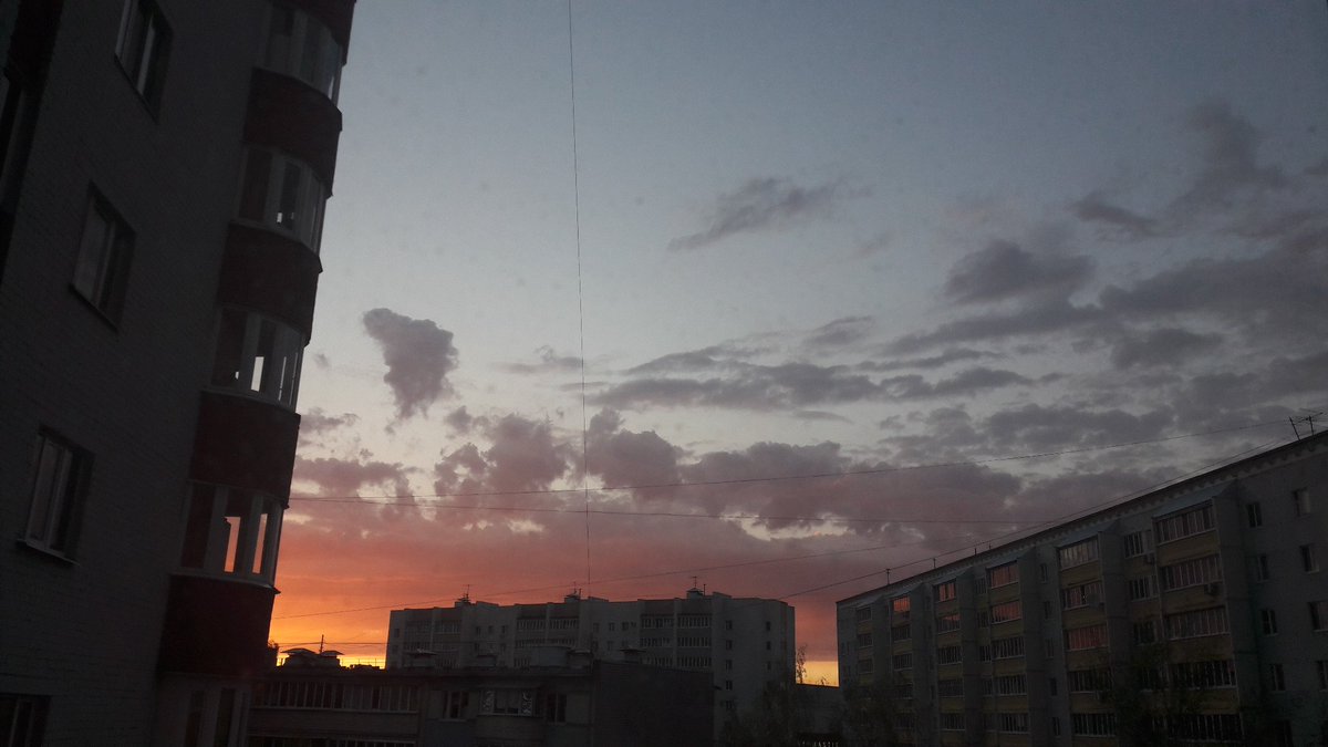 pypi_myr's tweet image. Маленькие моменты....из которых и  состоит жизнь 🌅💞📼