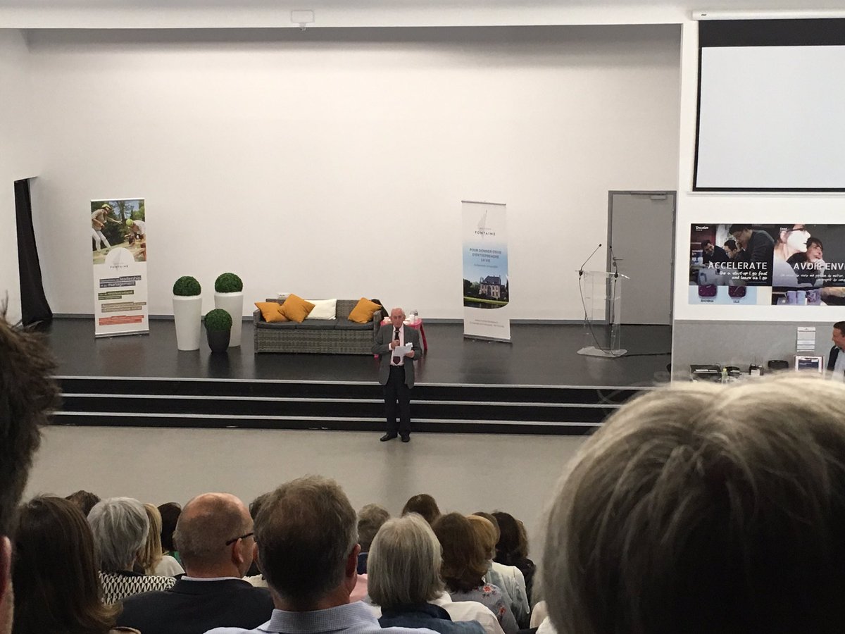 #Conférence sur le vivre #ensemble. Sujet plus que d'actualité ! Conférence de Frédéric Lenoir et discours de Gérard Mulliez. #RH à @Adeo