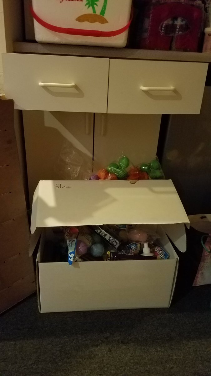 FoundAFace's tweet image. I know its not a chair, but my brain said: "Chairy!" From Pee Wee's Playhouse. Who am I to question? Made a mess, #foundaface