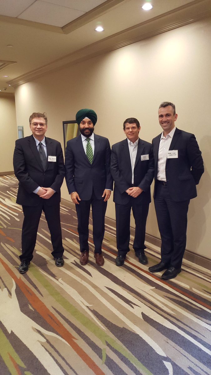 NavdeepSBains's tweet photo. At the @SDTC_TDDC Clean Tech Leadership Summit to highlight #GoC investments in #cleantech that will create good jobs and grow the economy. https://t.co/insJeFgCHs