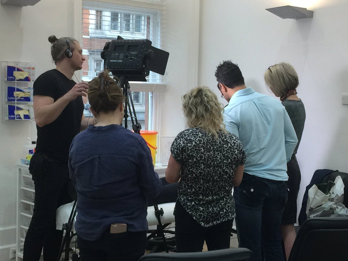 mdhtraining's tweet photo. Thank you to a wonderful group of #upperface #injectable delegates @WigmoreMedical @pdsurgery @Anna32Baker https://t.co/QVpMyUqW6g