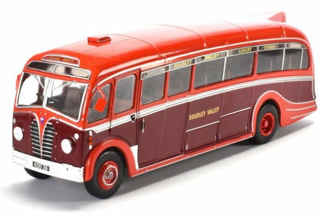 Modelbuszone's tweet image. 1/43rd scale Harrington AEC Regal III coach among 8 new models now available from wholesaler John Ayrey Diecast. Ask your model retailer.